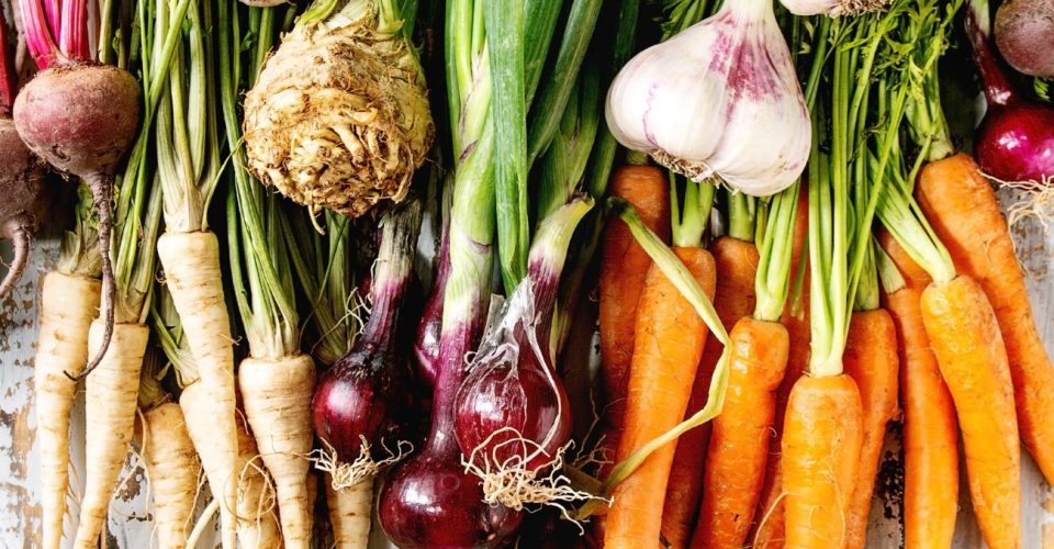 variety-of-root-vegetables-5VH8T76.jpg